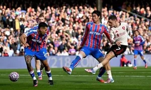 Khi Liverpool vẫn đi ngược lại sức mạnh đồng tiền