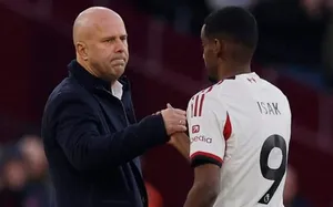 Arne Slot được bảo vệ: Liverpool sẽ không sa thải ông vào cuối 2025