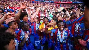 Rebecca Lowe: Không thể nguôi ngoai trước chiến thắng ở chung kết FA Cup của Crystal Palace
