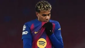 Lamine Yamal có đang noi gương Vinicius trên sân cỏ?