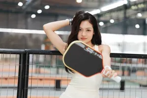 Diễn viên Thùy Anh bắt trend muộn 'môn thể thao thị phi'