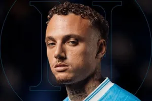 PSV xác nhận: Lang chính thức chuyển đến Napoli