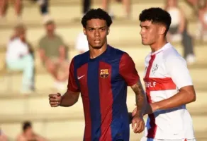 Con trai Ronaldinho chuẩn bị rời Burnley