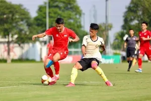 Công An Hà Nội thua tan tác trong trận ra quân