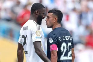 Gustavo Cabral giải thích về cáo buộc lăng mạ Antonio Rudiger 