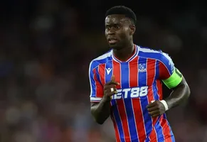 Crystal Palace sẵn sàng bán Marc Guehi vào tháng 1, Liverpool đối diện nguy cơ vuột mất
