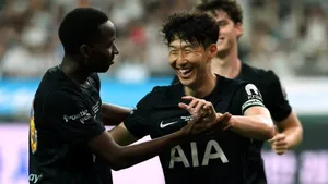 Tottenham Hotspur 1-1 Newcastle: Son nói lời từ biệt xúc động tại Hàn Quốc, Maddison dính chấn thương