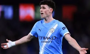 Bi kịch của 'Cậu bé vàng': Phil Foden ngày càng lạc lõng tại Man City