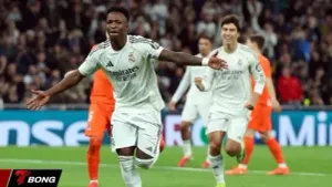 Real Madrid Vùi Dập Sociedad 4-1 Chiếm Ngôi Đầu La Liga