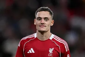 Florian Wirtz giờ mới thấy áp lực khi từ chối Bayern Munich