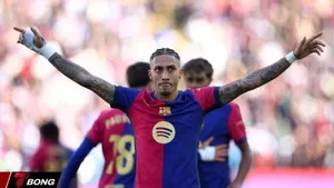 Raphinha rực sáng tại Champions League và sự trở lại đúng lúc của ngôi sao Barca