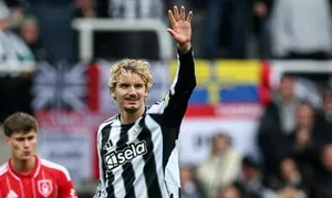 Newcastle đánh bại Nottingham, Woltemade lại ghi bàn