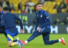 FIFA cấm cựu sao Man City thi đấu cho CLB mới