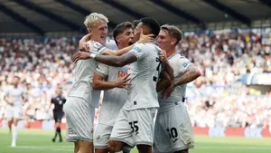 Không có 'thành phần xấu' trong đội hình mới của Swansea - Sheehan