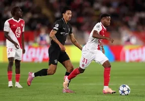 Theo dõi các cầu thủ cho mượn: Tiền đạo Barcelona đang có mùa giải đột phá với chuỗi ghi bàn xuất sắc