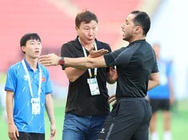 U22 Việt Nam lo sốt vó: HLV Kim Sang-sik đứng trước nguy cơ lỡ bán kết SEA Games 33
