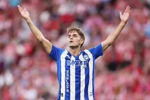 Cầu thủ Deportivo Alaves tiết lộ lý do từ chối Real Madrid hồi thiếu niên: 'Một quyết định không dễ dàng'