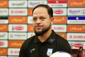HLV tạm quyền Bangladesh: "Đơn giản là U23 Việt Nam mạnh hơn"