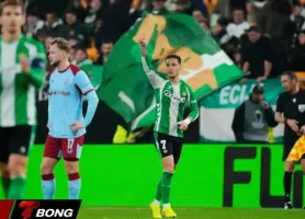 Antony rực sáng giúp Betis vào vòng 1/8 Europa League