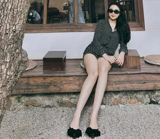 Vợ Văn Đức ‘3 năm 2 lứa’ vẫn đầy gợi cảm