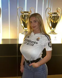 Superfan ngực bự muốn Real mua Palmer thay Modric