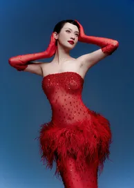 Á hậu Vũ Thúy Quỳnh khoe visual ‘đỉnh chóp’ cùng môn thể thao hot trend