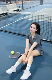 Hotgirl Hà thành Lê Phương Anh: Tỏa sáng cả trên sân pickleball lẫn đấu trường bắn cung