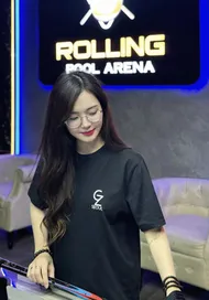 Cộng đồng mạng dậy sóng vì nữ cơ thủ xinh đẹp như minh tinh