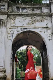 Quỳnh Nga làm fans xao xuyến với màn khoe dáng bốc lửa, thả thính "chất"