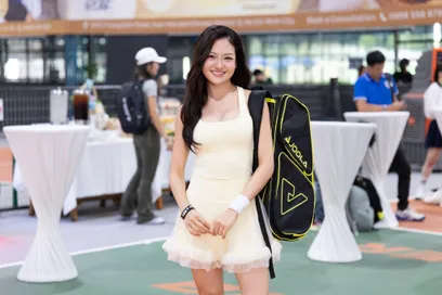 Diễn viên Thùy Anh bắt trend muộn 'môn thể thao thị phi'