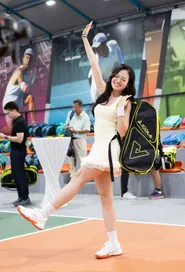 Diễn viên Thùy Anh bắt trend muộn 'môn thể thao thị phi'