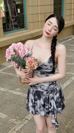 Quỳnh Nga làm fans xao xuyến với màn khoe dáng bốc lửa, thả thính "chất"