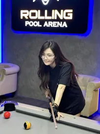 Cộng đồng mạng dậy sóng vì nữ cơ thủ xinh đẹp như minh tinh