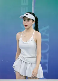 Bình Gấu khoe body săn chắc khi cưỡi motor nước, tiếp tục gây chú ý trên sân pickleball