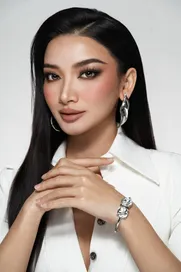 Tài sắc vẹn toàn: Đinh Y Quyên – bác sĩ H’rê nổi bật tại Miss Grand Vietnam 2025