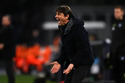 HLV Napoli Antonio Conte Bức Xúc Về VAR: 'Tôi Là Người Duy Nhất Dám Lên Tiếng' Sau Trận Gặp Inter Milan