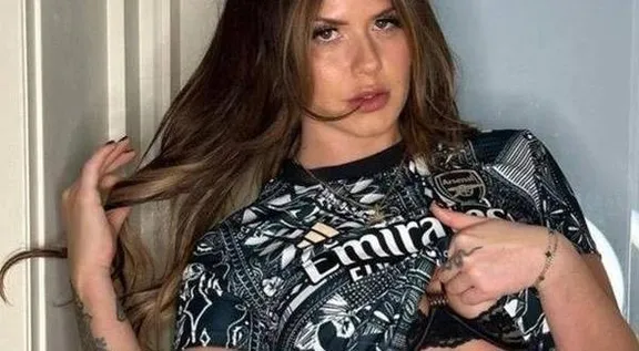 Cùng ngắm TikToker bóng đá Arabella Mia