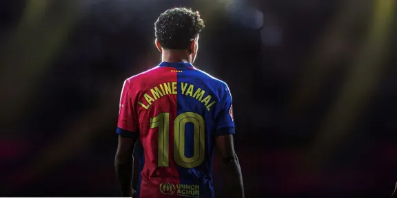 Chính thức: Lamine Yamal nhận chiếc áo số 10 huyền thoại