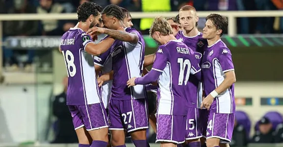 De Gea liên tục cứu thua, Fiorentina khởi đầu thuận lợi tại Conference League