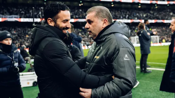 'Man Utd biết cách giành cúp. Tottenham thì không'