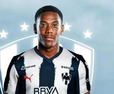 Anthony Martial cập bến Monterrey, trở thành đồng đội Ramos