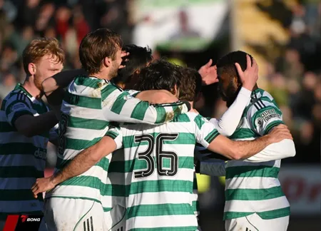 O'Neill tự hào khi Celtic lột xác và đuổi kịp Hearts trong cuộc đua tam mã