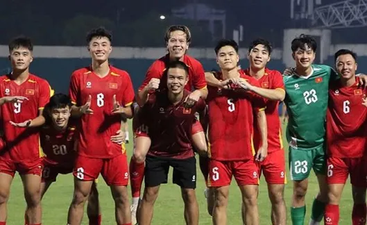 Trần Thành Trung và Viktor Lê tạo khoảnh khắc đáng nhớ