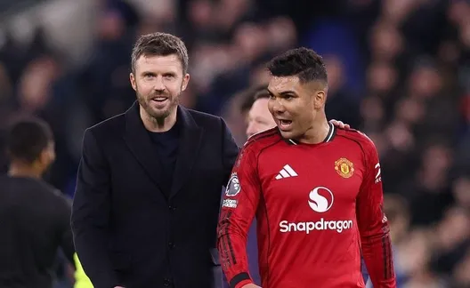 Man Utd nhắm sao Sevilla: Lời giải cho bài toán hậu Casemiro tại Old Trafford