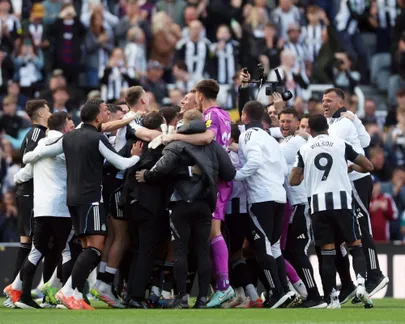 Newcastle vẫn lấy vé Champions League dù để thua trận cuối cùng