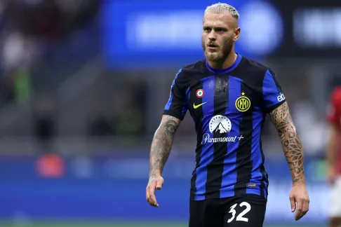 Federico Dimarco: Lời giải cho bài toán "hậu Robertson" của Liverpool