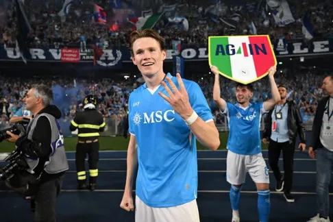 McTominay, Retegui và Reijnders đăng quang danh hiệu MVP Serie A 2024/25