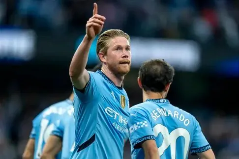 Kevin De Bruyne nhận đề nghị từ Liverpool