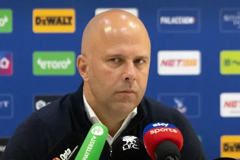 Lynch nói về sự sẵn sàng cho trận Burnley và quá trình tích hợp chậm rãi của Isak.