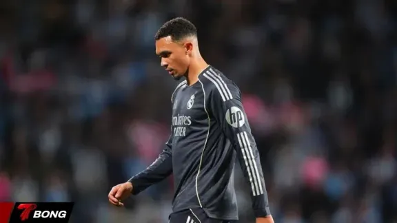 Alexander-Arnold Bị Chỉ Trích Sau Sai Lầm Trước Celta